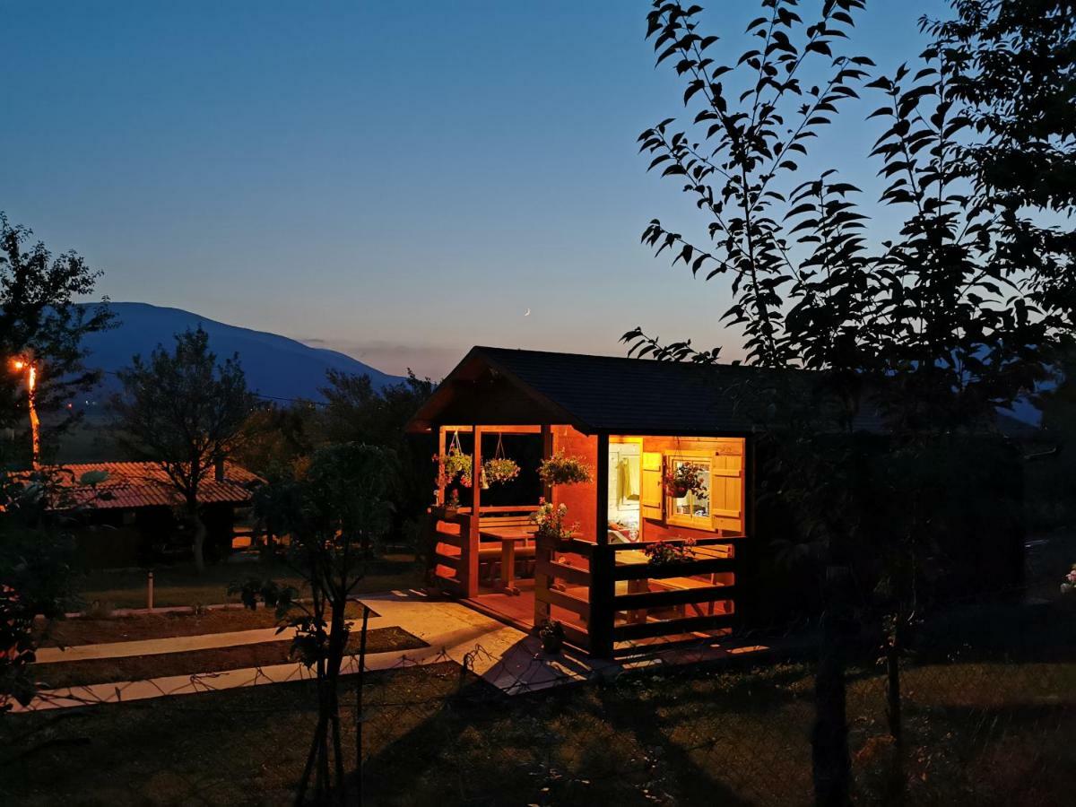 Cottage La Sierra With Jacuzzi Korenica Esterno foto
